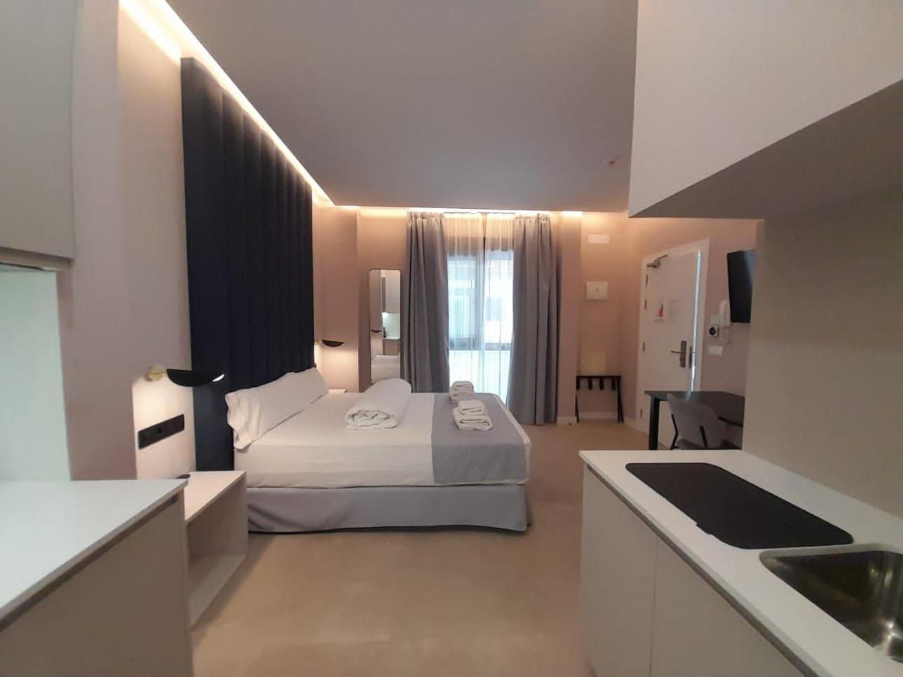 Gbh Hotel-Apartamentos Estrella De Mar Бенідорм Екстер'єр фото